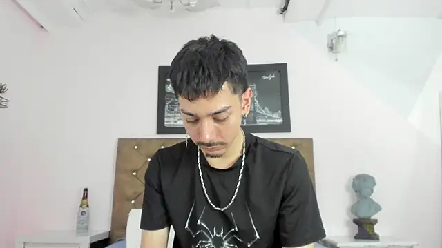 Snapshot of finn_jackson chatting on 27, 4, 2026 finn jackson online show from 27, 4, 2026