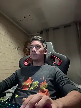 Cr1sXPorn online show from 7, 4, 2026