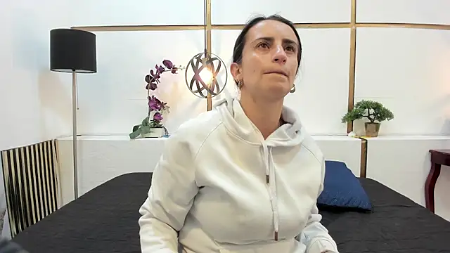 BrendaCantorel online show from 1, 4, 2026