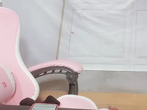 Sua068 online show from 10, 3, 2026