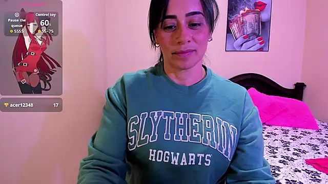 Snapshot of sara_florez12 chatting on 7, 6, 2026 sara florez12 online show from 7, 6, 2026