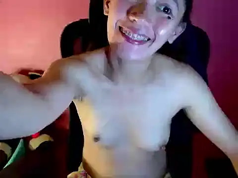 Snapshot of mia_slut0810 chatting on 16, 3, 2026 mia slut0810 online show from 16, 3, 2026