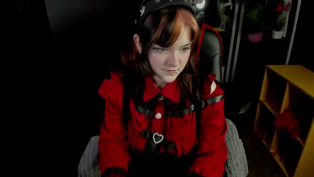 Snapshot of EsterTwilight chatting on 15, 5, 2026 EsterTwilight online show from 15, 5, 2026