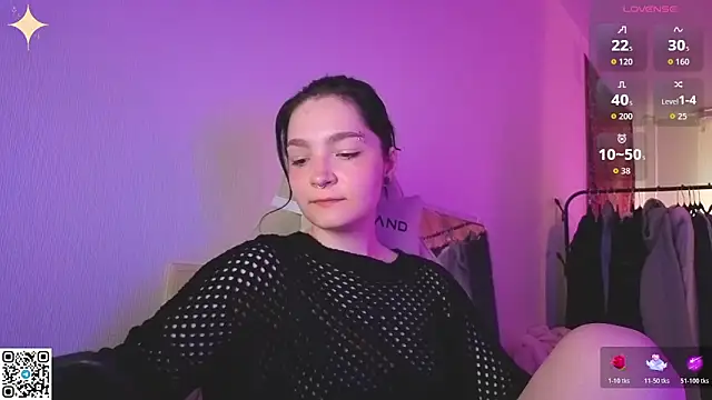 Luna Moon13 online show from 11, 4, 2026