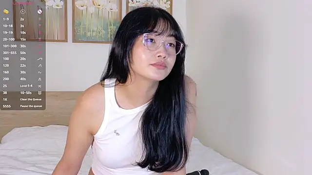 pinkyblooom online show from 9, 4, 2026