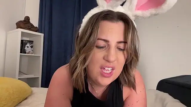 annabellewarick online show from 3, 4, 2026