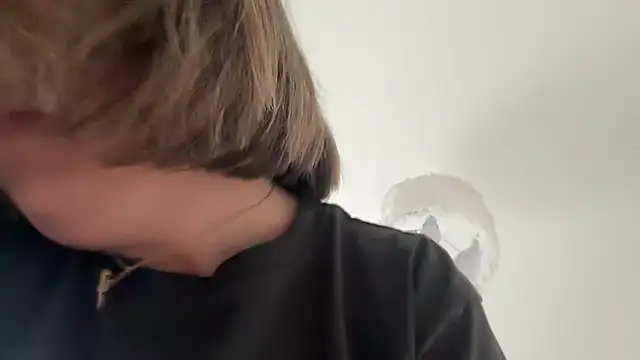 annabellewarick online show from 23, 4, 2026