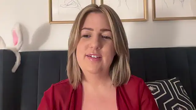 Snapshot of annabellewarick chatting on 6, 6, 2026 annabellewarick online show from 6, 6, 2026