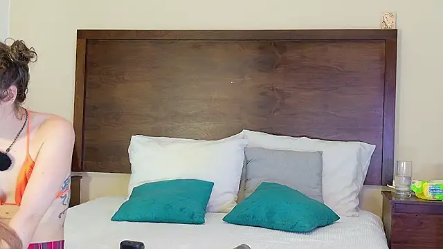 Flora-Sweetflow online show from 14, 3, 2026