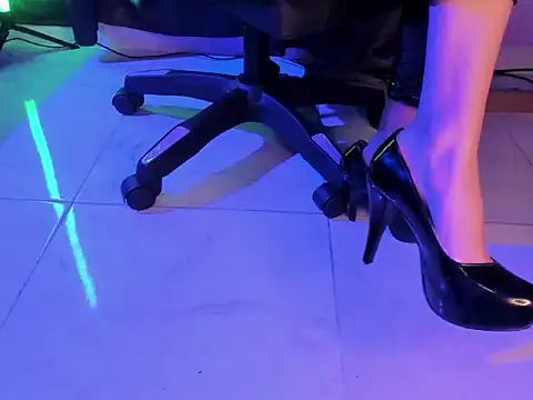 LadyIvanna online show from 10, 4, 2026