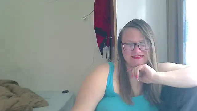 Snapshot of MuseChic_Wild chatting on 19, 5, 2026 MuseChic Wild online show from 19, 5, 2026