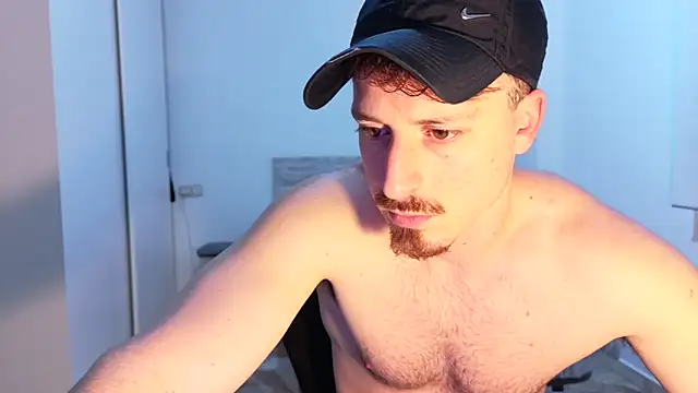 zeusoctavian1 online show from 8, 4, 2026