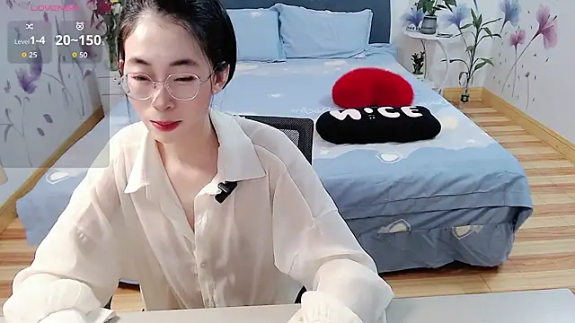 Snapshot of mila-baby-99 chatting on 26, 4, 2026 mila-baby-99 online show from 26, 4, 2026