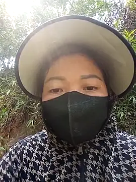 Bling-pusy online show from 21, 4, 2026