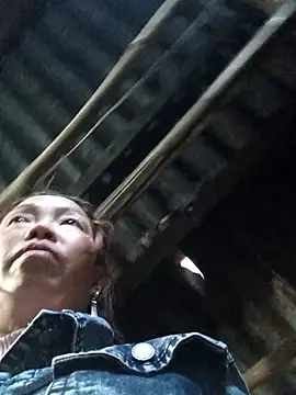 Yellow-pink online show from 20, 4, 2026