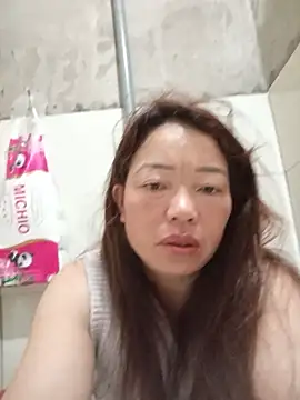 Snapshot of Yellow-pink chatting on 14, 7, 2026 Yellow-pink online show from 14, 7, 2026