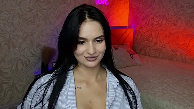 Snapshot of MilaaSweety chatting on 18, 7, 2026 MilaaSweety online show from 18, 7, 2026