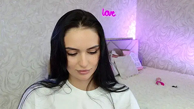 Snapshot of MilaaSweety chatting on 23, 7, 2026 MilaaSweety online show from 23, 7, 2026