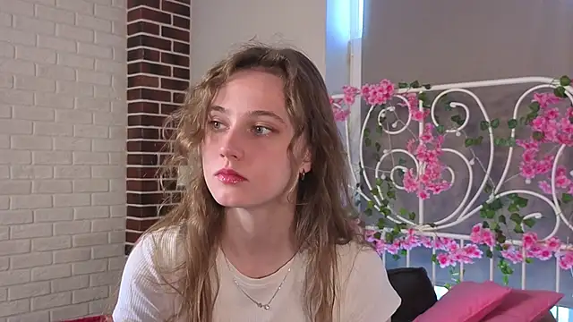 RubieHeiser online show from 10, 4, 2026