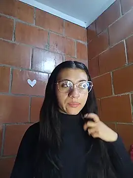Snapshot of Amanda_x1 chatting on 28, 4, 2026 Amanda x1 online show from 28, 4, 2026