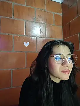 Snapshot of Amanda_x1 chatting on 12, 5, 2026 Amanda x1 online show from 12, 5, 2026