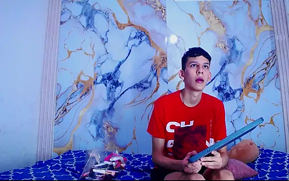 Desire Boys1 online show from 13, 4, 2026