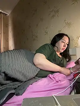 Besthot 2026 online show from 23, 4, 2026