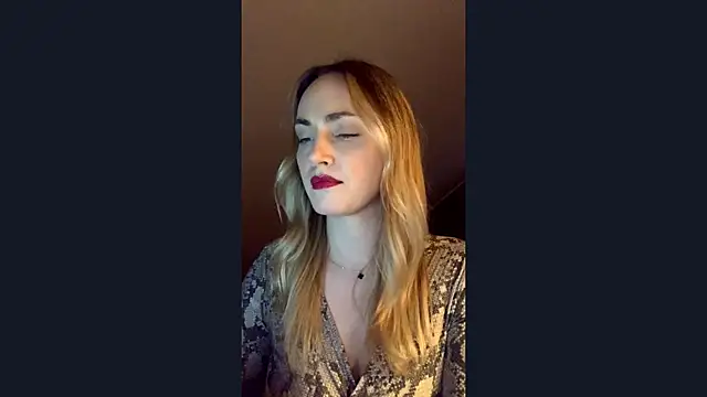 ScarlettSensitive online show from 11, 3, 2026