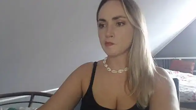 Snapshot of ScarlettSensitive chatting on 14, 7, 2026 ScarlettSensitive online show from 14, 7, 2026