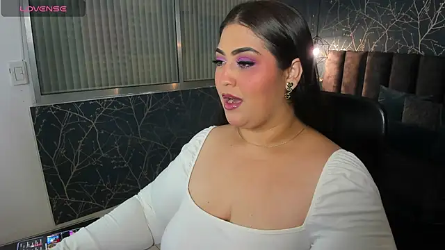 Charlottxl online show from 31, 3, 2026