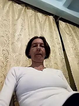Snapshot of Tania9876 chatting on 1, 6, 2026 Tania9876 online show from 1, 6, 2026