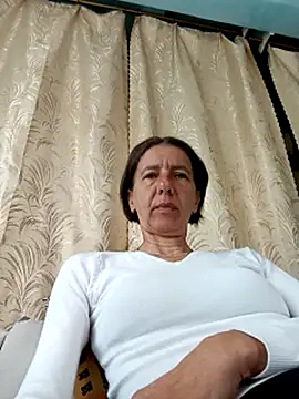 Snapshot of Tania9876 chatting on 2, 6, 2026 Tania9876 online show from 2, 6, 2026