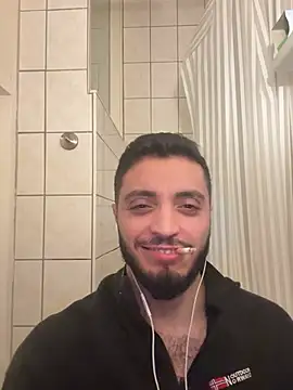 Snapshot of SoftAmjad chatting on 6, 4, 2026 SoftAmjad online show from 6, 4, 2026