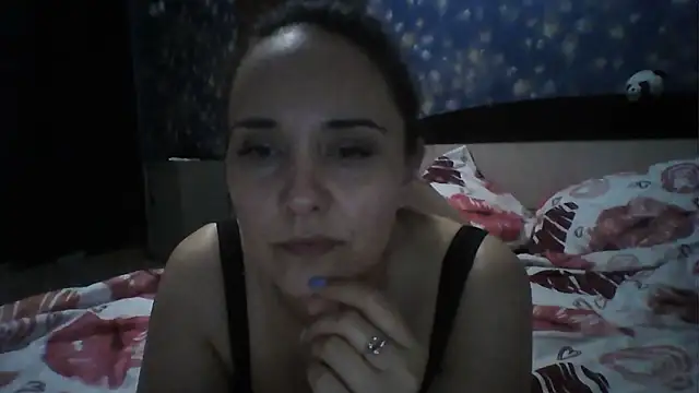 Snapshot of Alisa07qw chatting on 3, 5, 2026 Alisa07qw online show from 3, 5, 2026