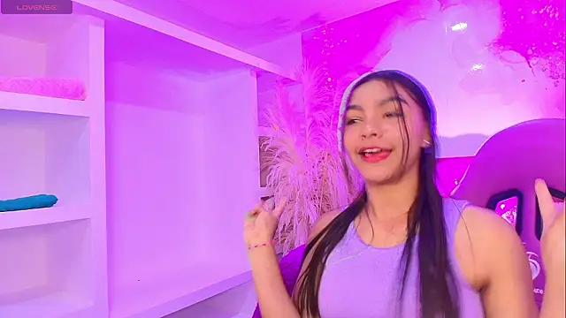 Megaan  foxx online show from 9, 3, 2026