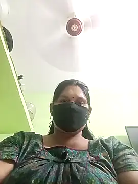 Snapshot of telugutanuja_ chatting on 4, 4, 2026 telugutanuja online show from 4, 4, 2026