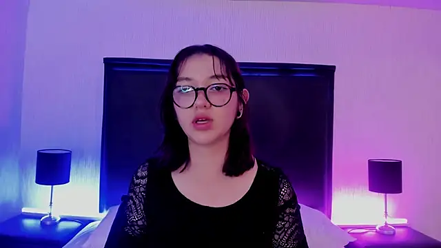 LilithBluum online show from 16, 4, 2026