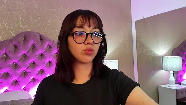 LilithBluum online show from 17, 4, 2026