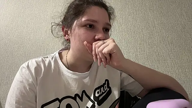 Emmiebutwihu online show from 15, 4, 2026