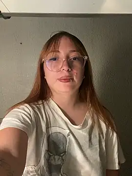 Snapshot of Milaac_ chatting on 14, 3, 2026 Milaac online show from 14, 3, 2026