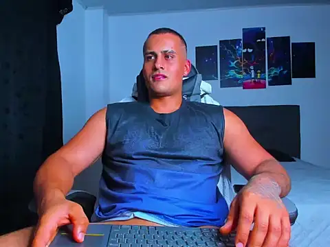 Snapshot of Steve_Dennis chatting on 27, 4, 2026 Steve Dennis online show from 27, 4, 2026
