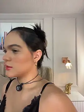 Snapshot of Bella-Ferrer chatting on 9, 6, 2026 Bella-Ferrer online show from 9, 6, 2026
