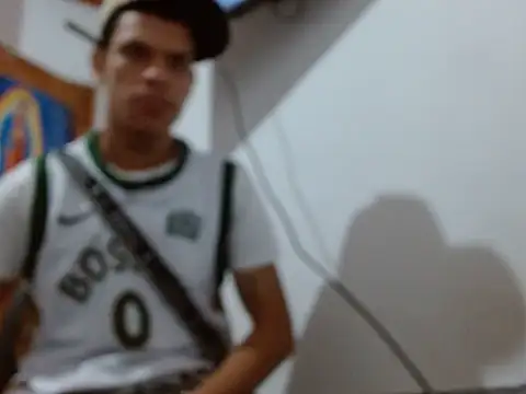 Snapshot of ethanchamo chatting on 14, 3, 2026 ethanchamo online show from 14, 3, 2026