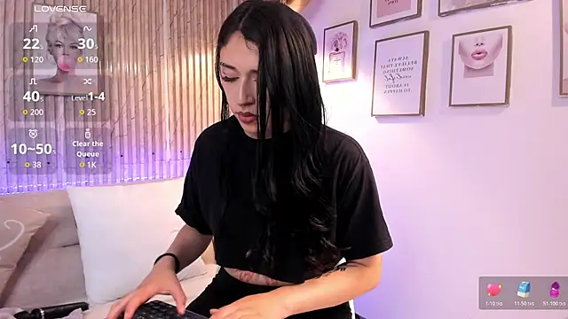 Zoey monroe online show from 8, 4, 2026