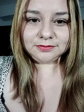 jennyyhottt online show from 7, 5, 2026