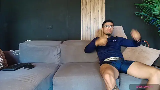 Snapshot of angelstream chatting on 11, 5, 2026 angelstream online show from 11, 5, 2026