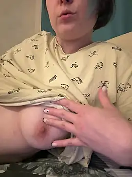 Snapshot of HubbaBaby chatting on 17, 4, 2026 HubbaBaby online show from 17, 4, 2026