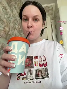 Snapshot of HubbaBaby chatting on 5, 5, 2026 HubbaBaby online show from 5, 5, 2026