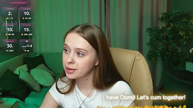 Snapshot of Megg_Ryan chatting on 25, 5, 2026 Megg Ryan online show from 25, 5, 2026
