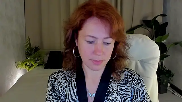 LeticiaRomano online show from 8, 6, 2026